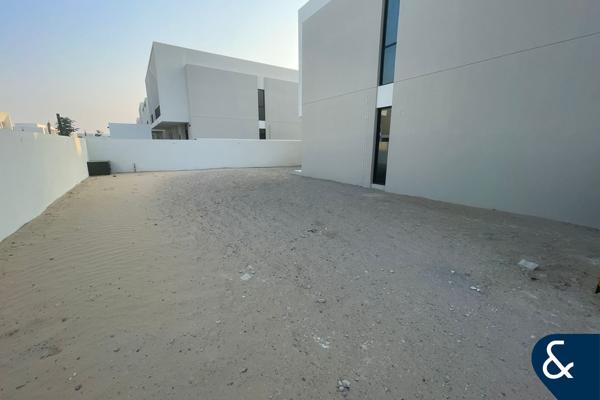 Largest Plot | Type A | Single Row